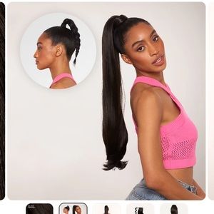 INH Pony Extensions “Brit” 26” inch with soft waves in the color dark brown.